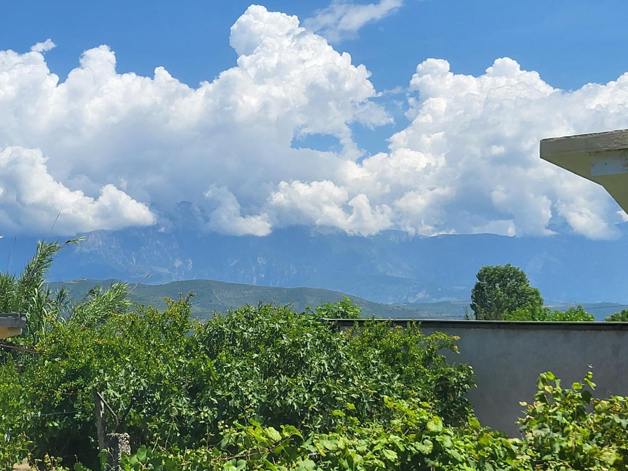 Villa Ndoni เบราท ภายนอก รูปภาพ