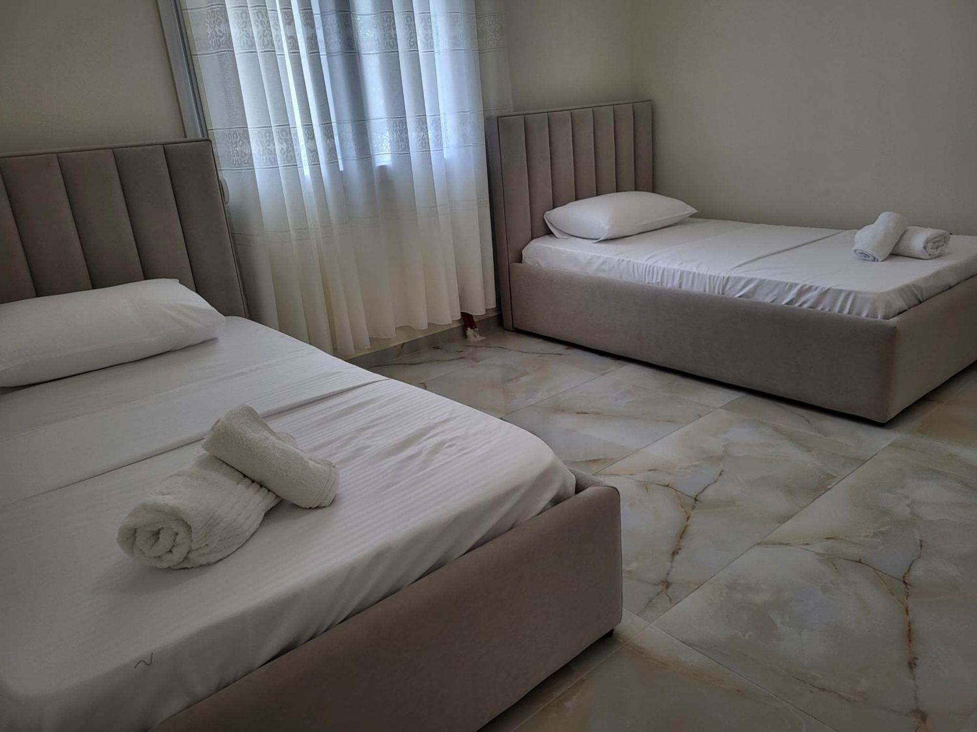 Villa Ndoni เบราท ภายนอก รูปภาพ